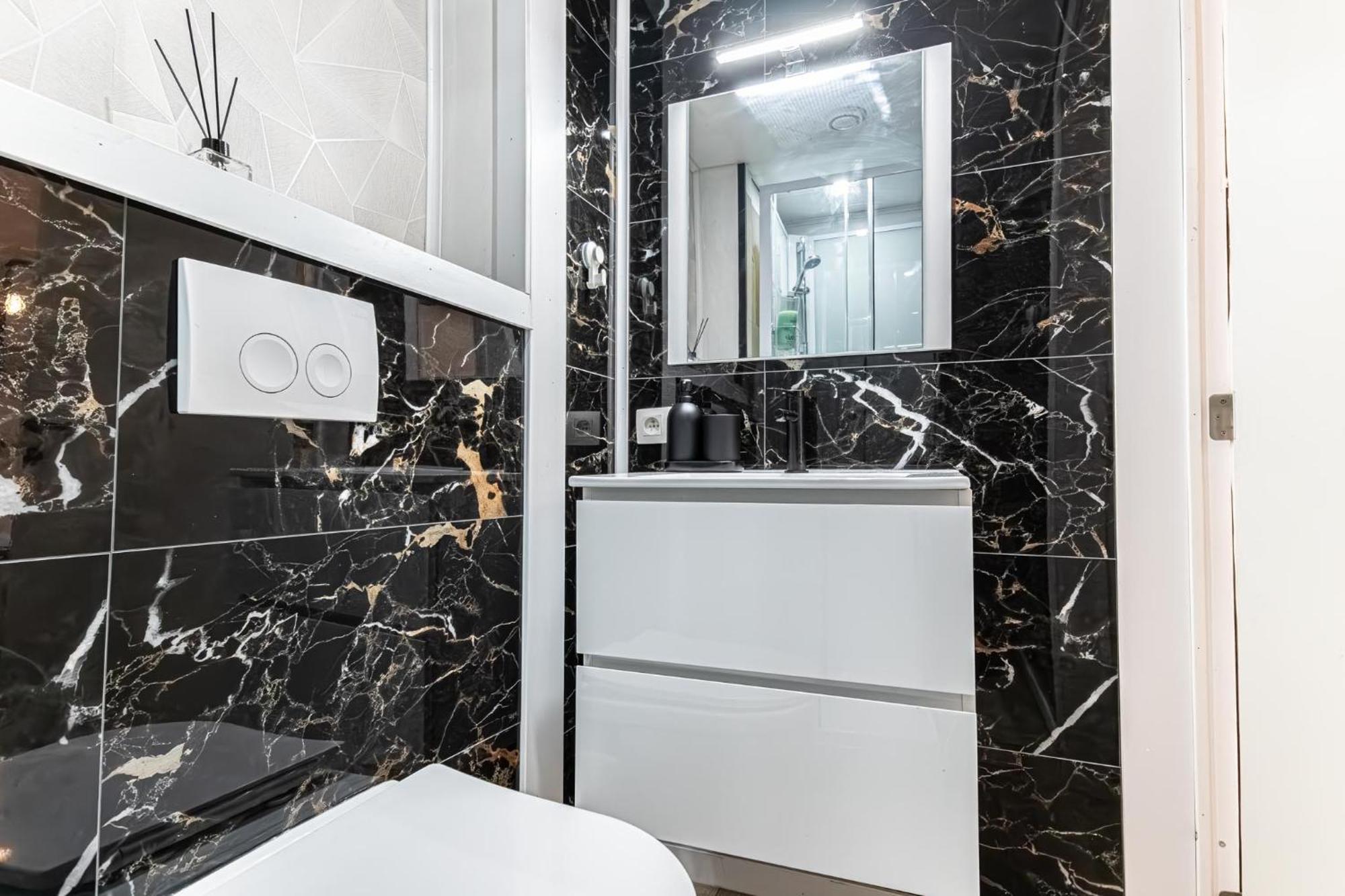 Spacious Shared 5Br Apt In The Heart Of Gent Exterior photo